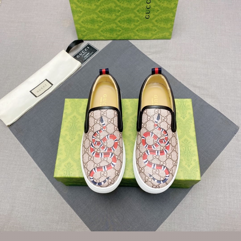 G*u*i casual shoes